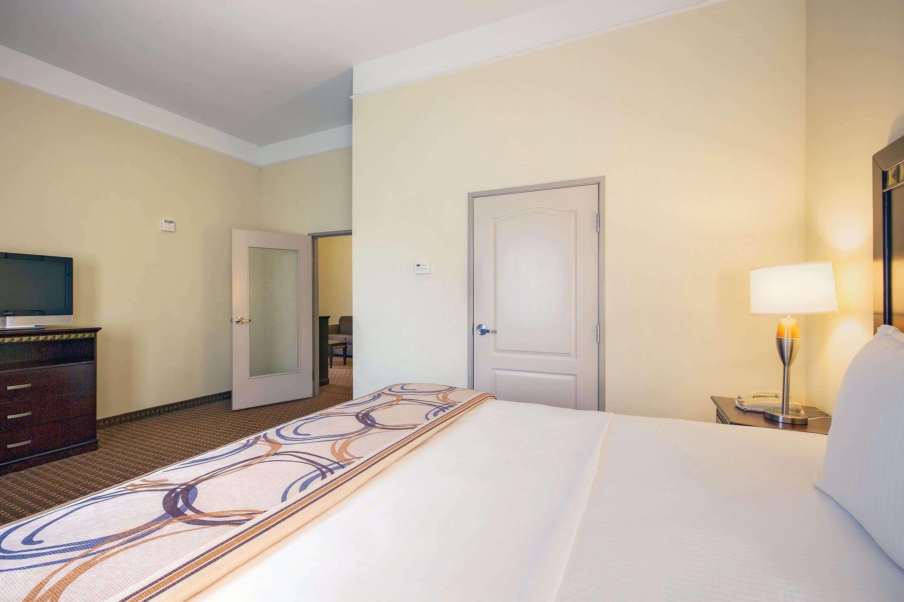 La Quinta By Wyndham Cleburne Hotel Buitenkant foto