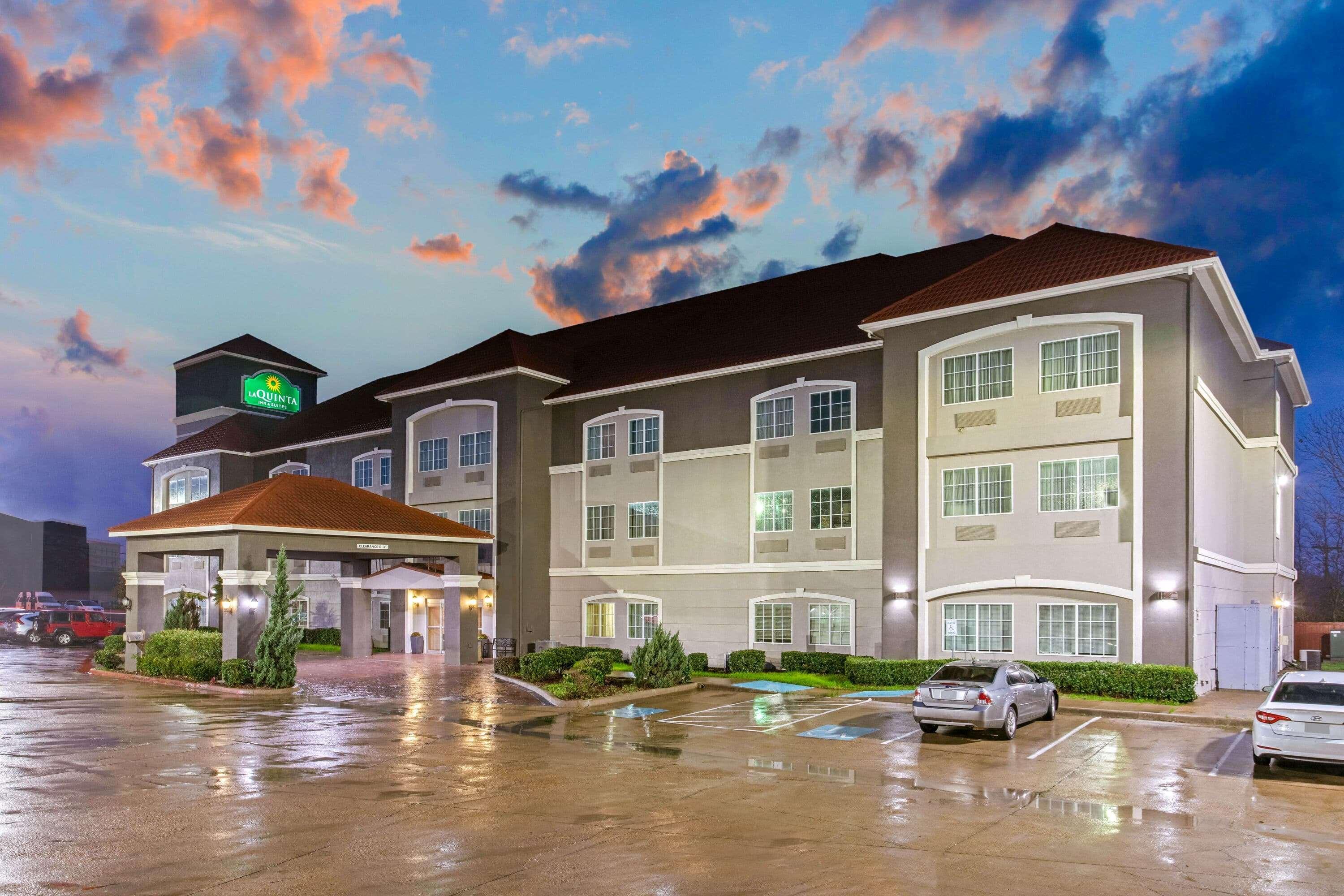 La Quinta By Wyndham Cleburne Hotel Buitenkant foto