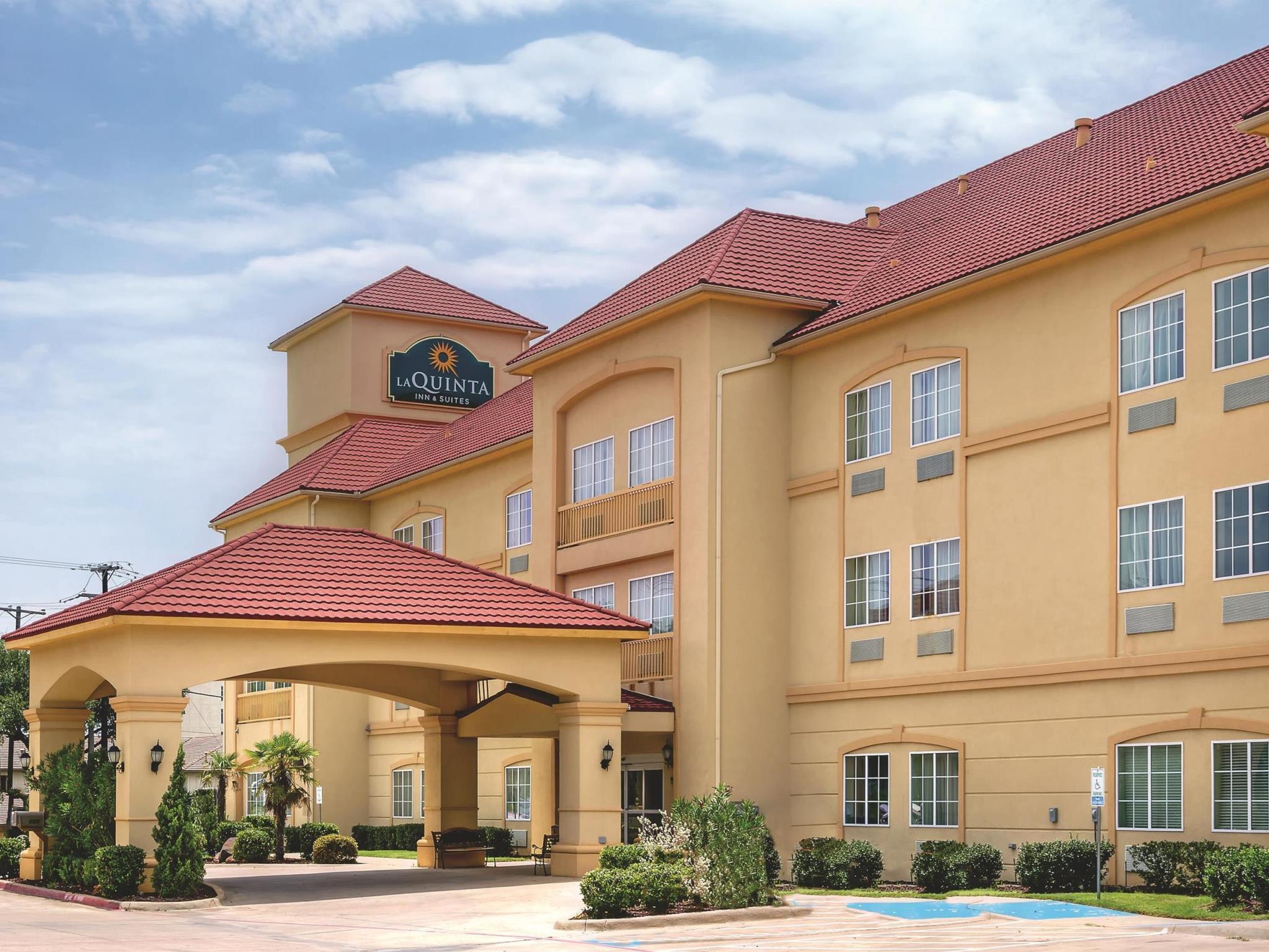 La Quinta By Wyndham Cleburne Hotel Buitenkant foto