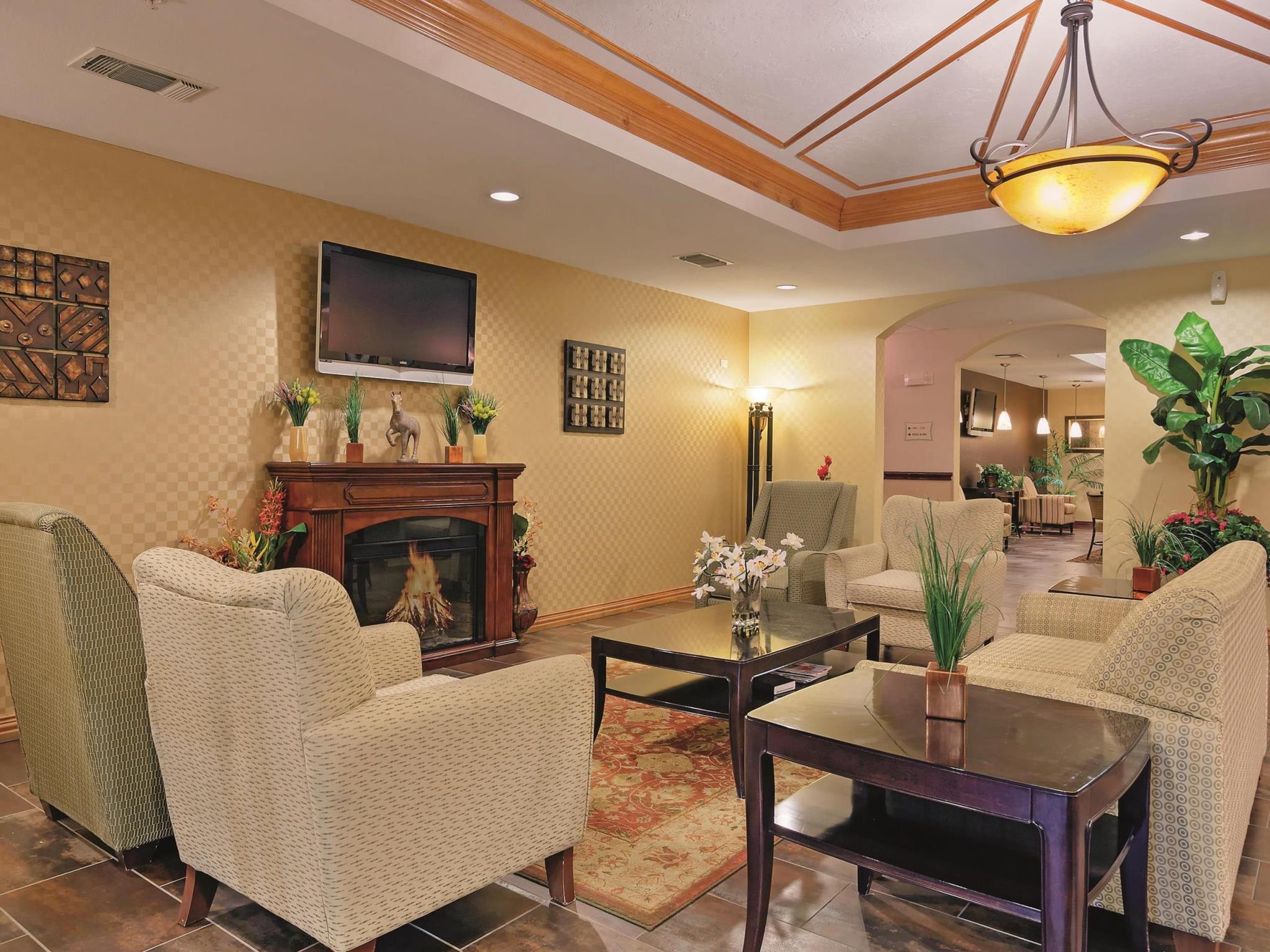 La Quinta By Wyndham Cleburne Hotel Buitenkant foto