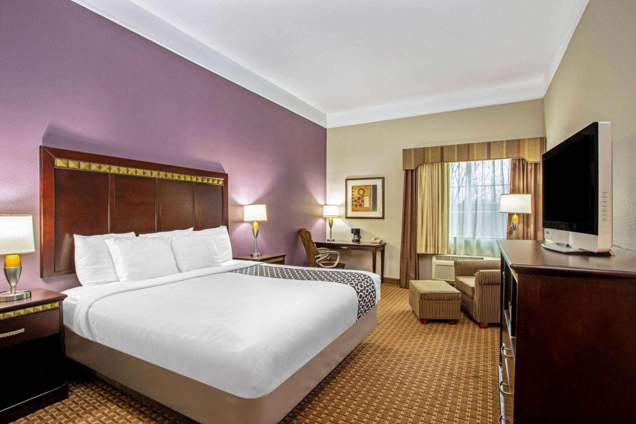 La Quinta By Wyndham Cleburne Hotel Buitenkant foto